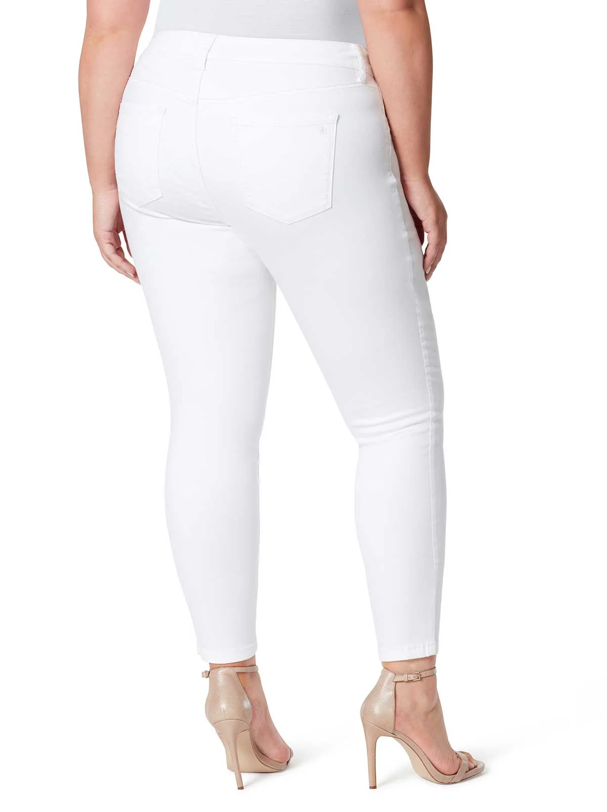 Kiss Me Skinny Jeans in White - Image 5