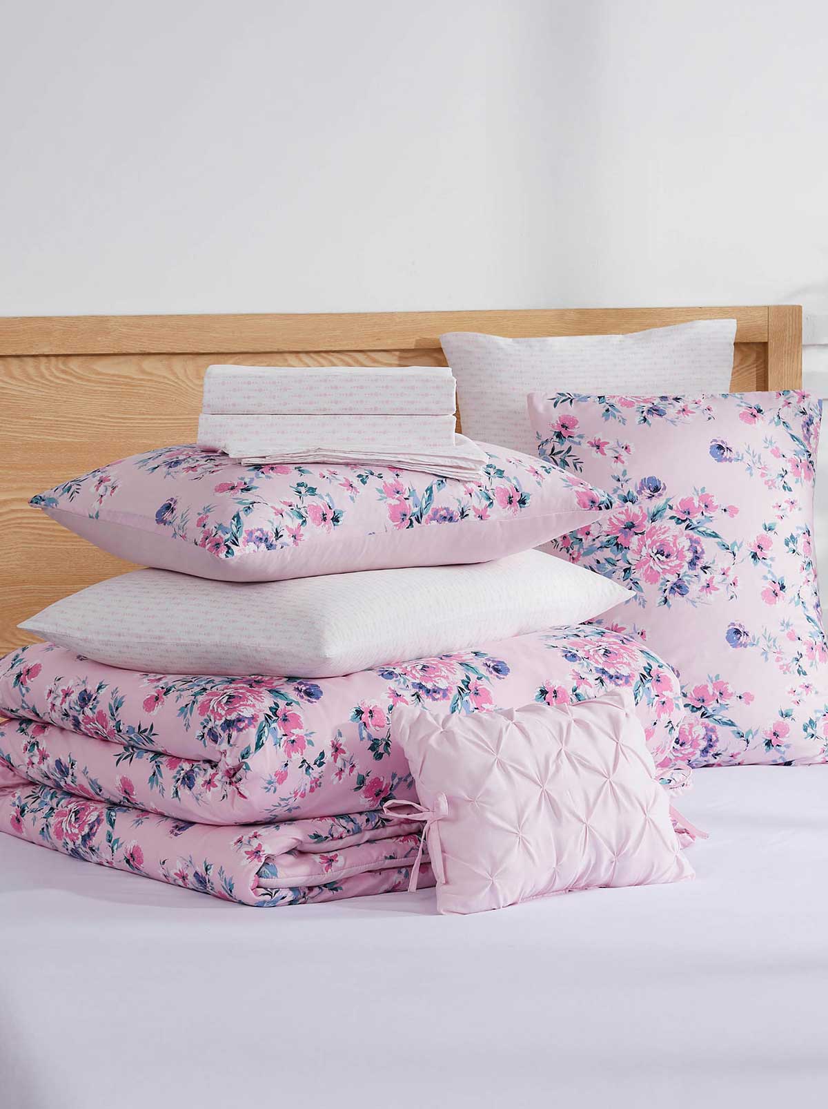 Phoebe Ballerina Reversible Bed in a Bag - Image 3