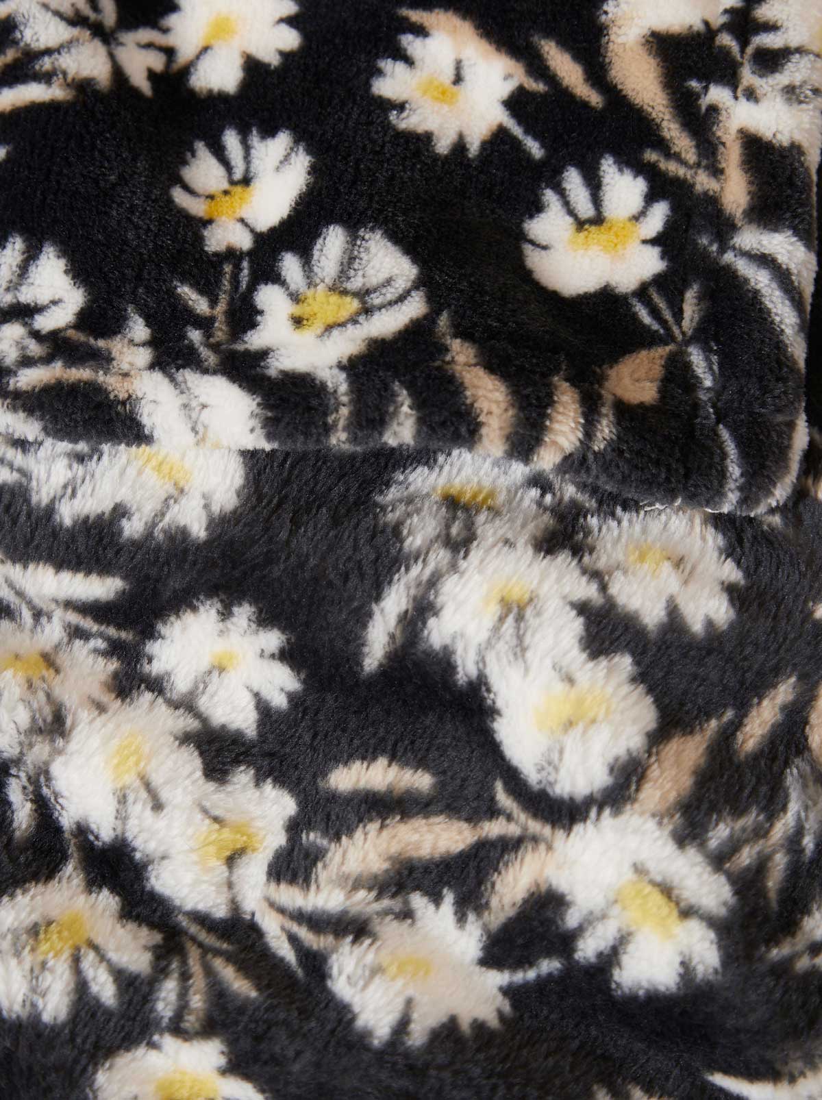 Wildflower Park Plush Throw in Black - Image 3